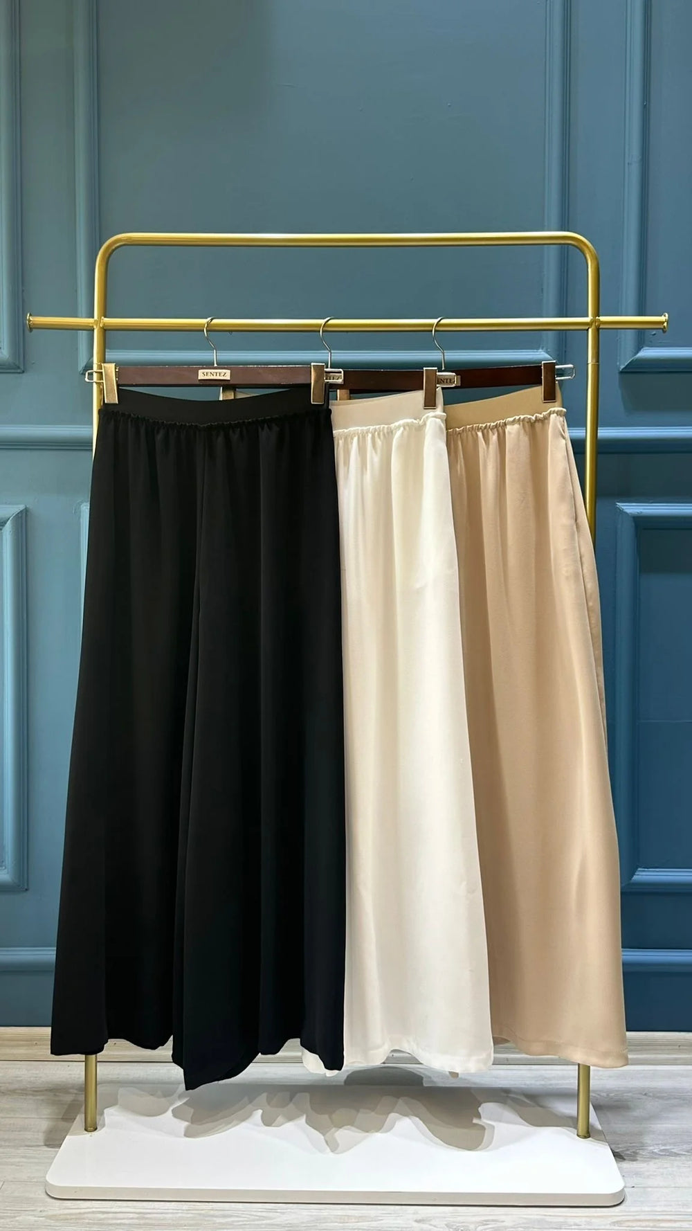 Logos Geniş Paça Pantolon