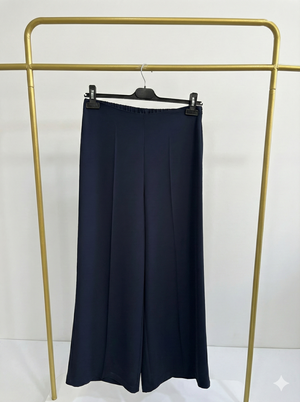 Arkası Lastikli Kısa Geniş Paça Pantolon