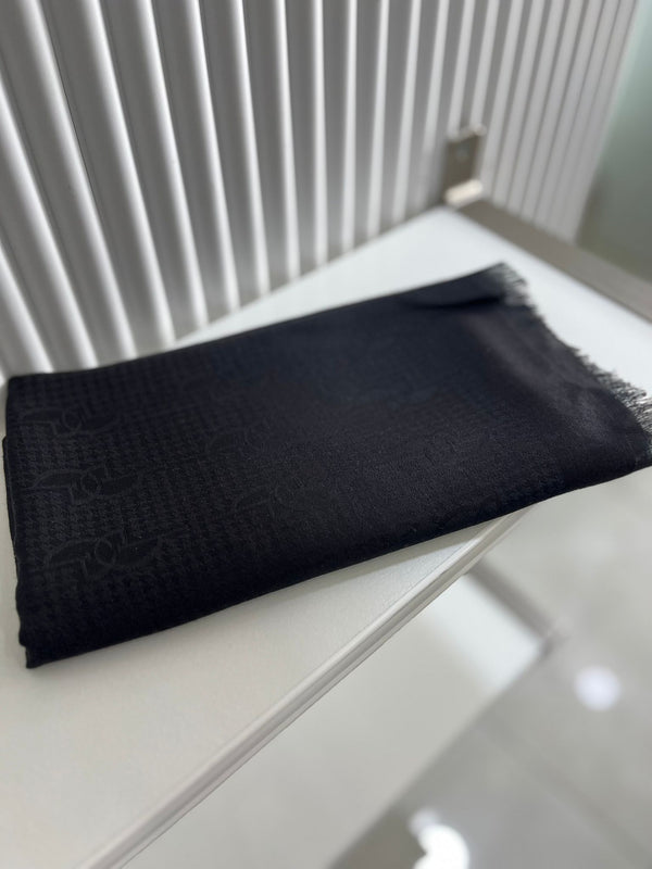 Siyah Logo Desenli İpek Pamuk Şal