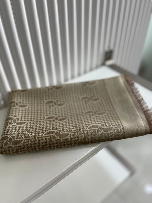 Açık Taş Logo Desenli İpek Pamuk Şal