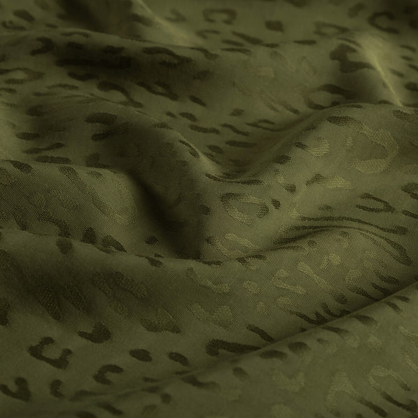 Dört Mevsim Leopar Desenli Çam Kokusu Şal