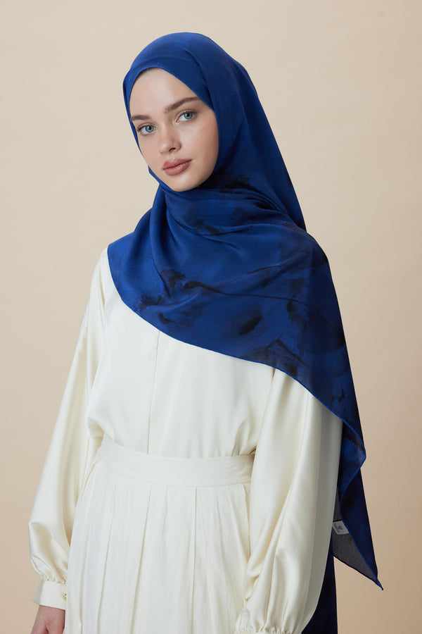 Gelincik Krep İpek Şal 70x190 Cm - Gece Mavisi