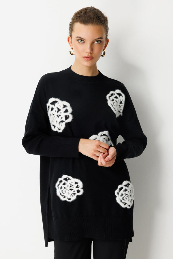 Çiçek Detaylı Triko Tunik