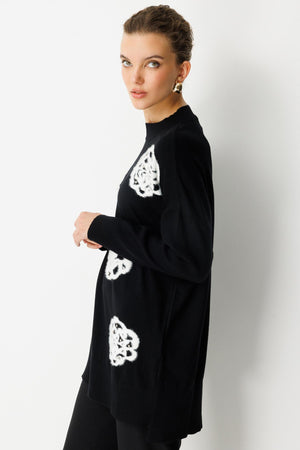 Çiçek Detaylı Triko Tunik