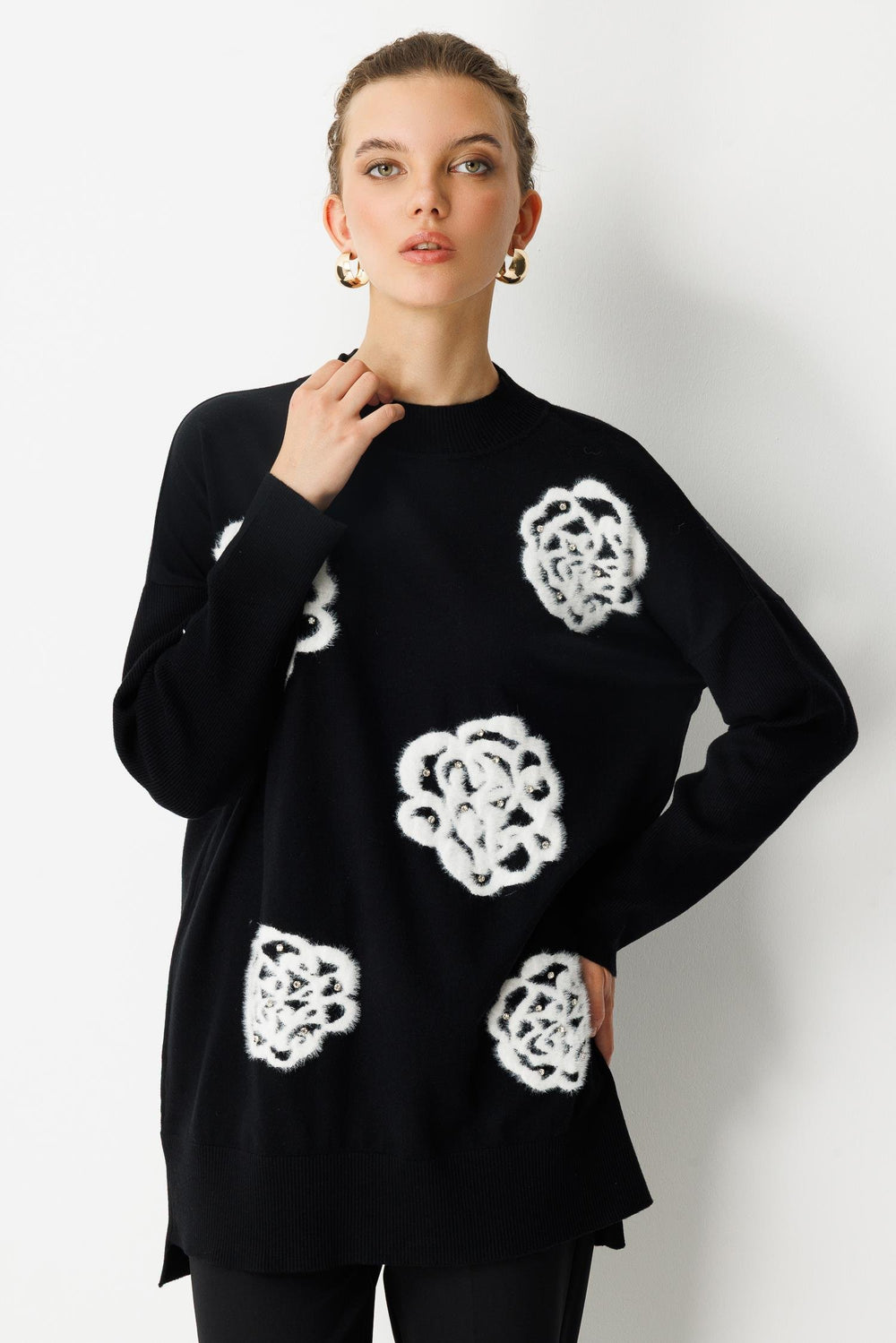 Çiçek Detaylı Triko Tunik