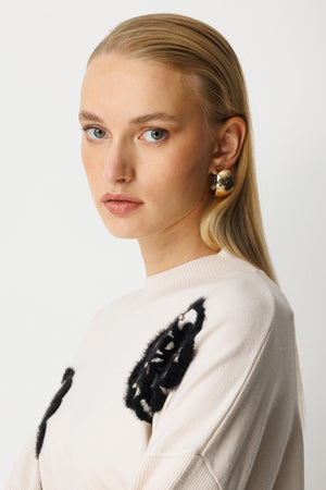 Çiçek Detaylı Triko Tunik