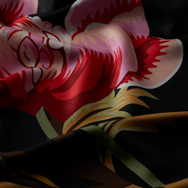 Siyah Amaryllis Desenli İpek Şal