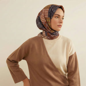 Pudra Mor Patchwork Desenli Tivil İpek Eşarp