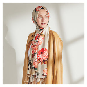 Vizon Camellia Desenli İpek Şal